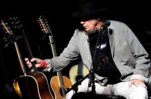 neil-young-hollywood-dolby